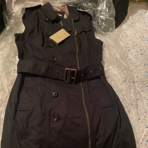 Burberry Trench Dress Sleeveless - Picture 3 of 5